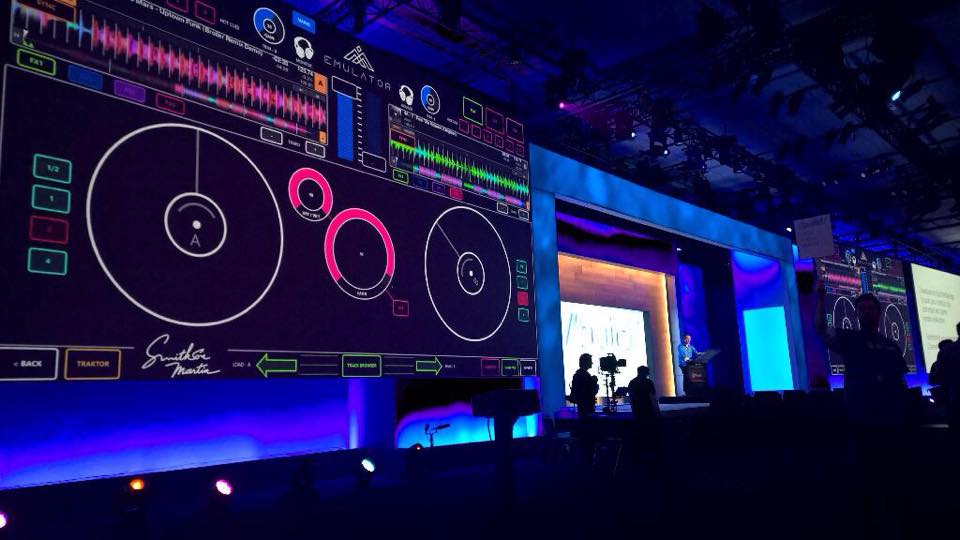 EMULATOR on the keynote screen at Microsoft Build 2015